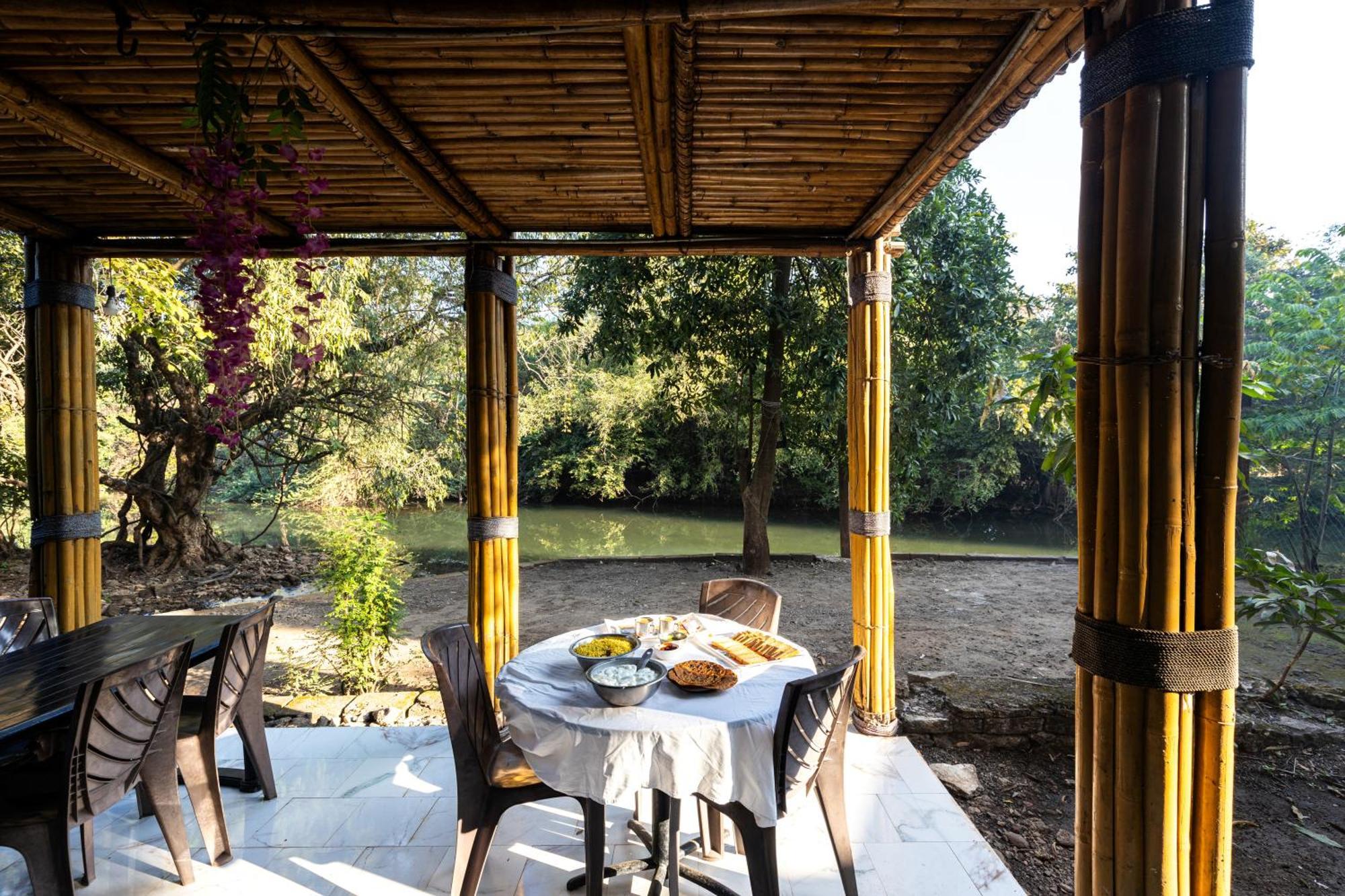 Brook Ville Sasan Gir Esterno foto